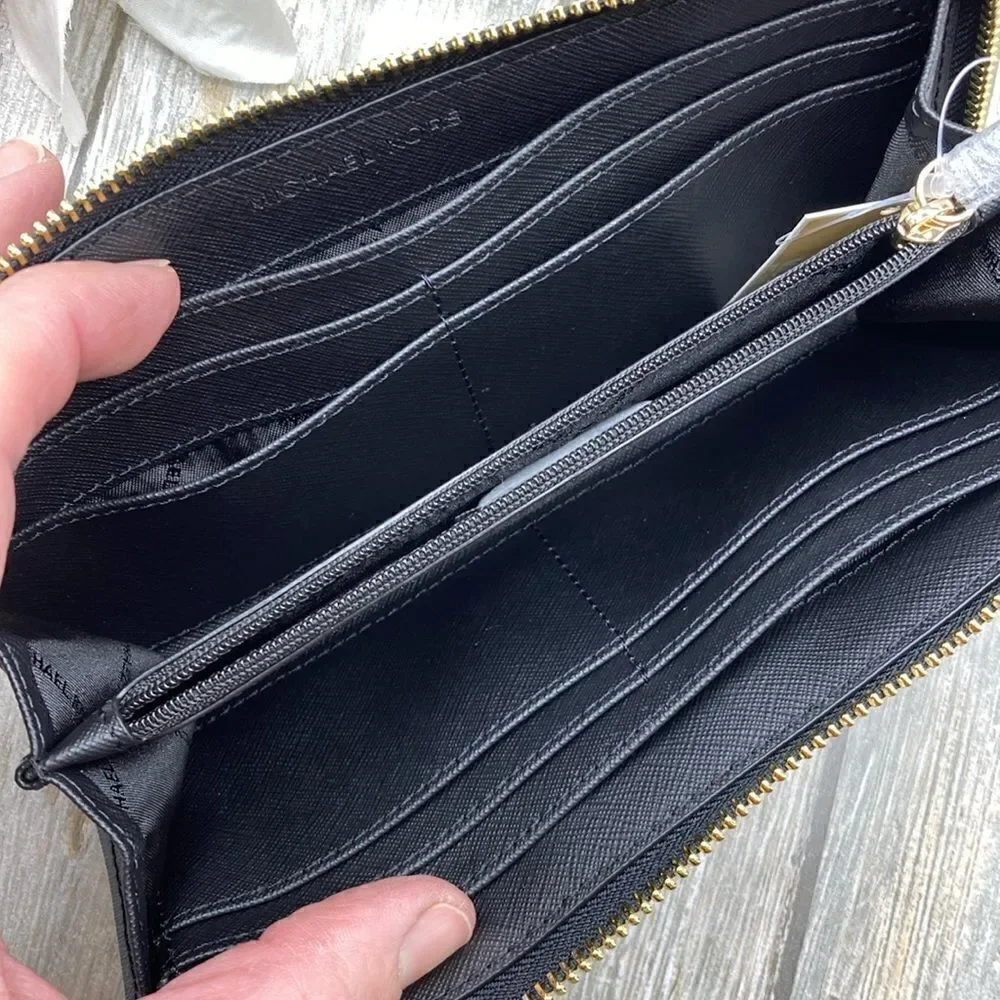 Michael Kors Jet Set Travel Large Saffiano Leather Quarter-Zip Wallet Bag Purse